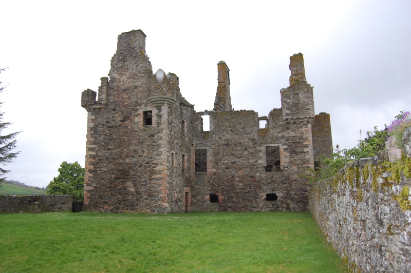 Glenbuchat Castle